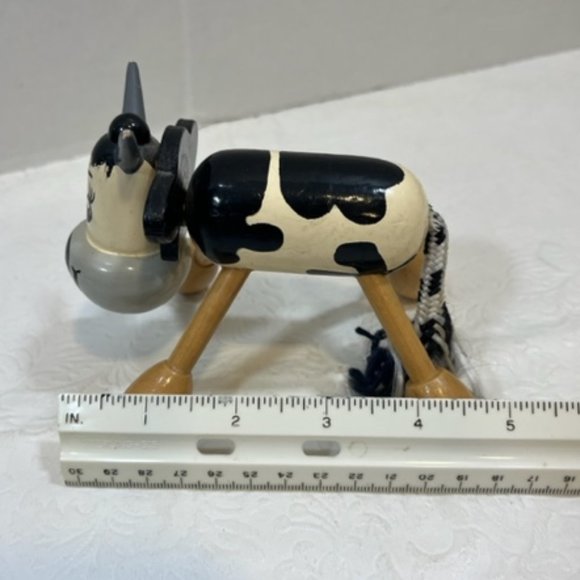 Black & White Wooden 4 Leg Toy Cow Figurine Massager 3.75"x5" Collectible - Picture 8 of 11